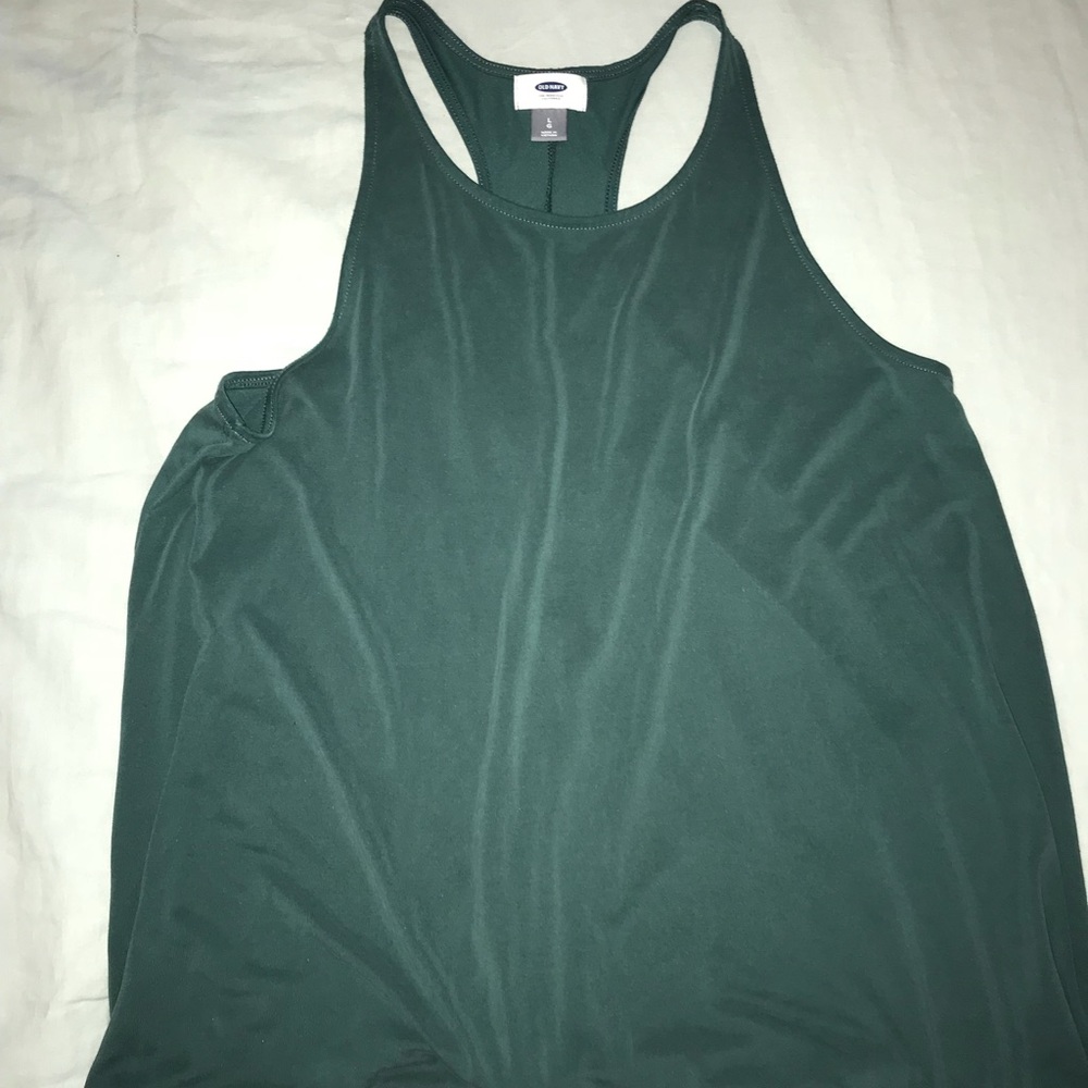 Large old navy tank top